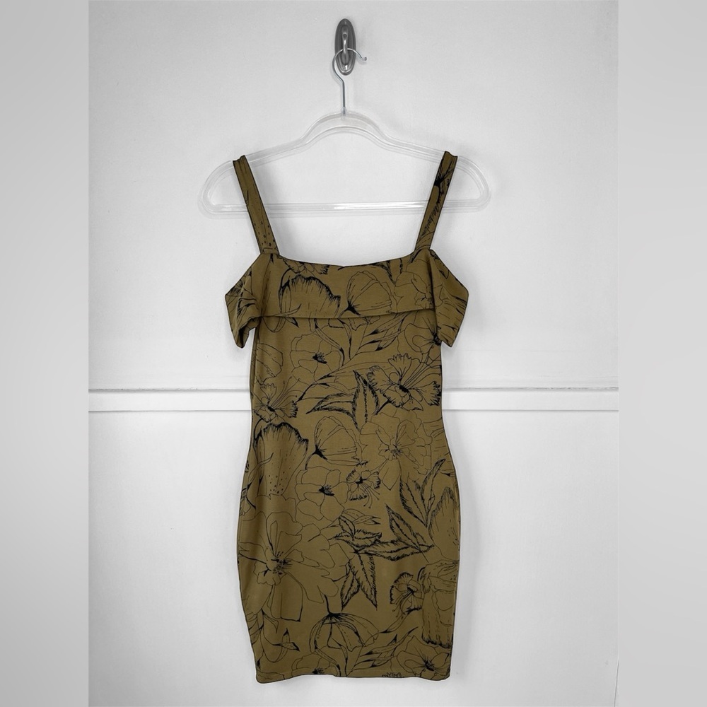 Guess Off the Shoulder Cabana Bloom Dress NWT - Picture 12 of 16